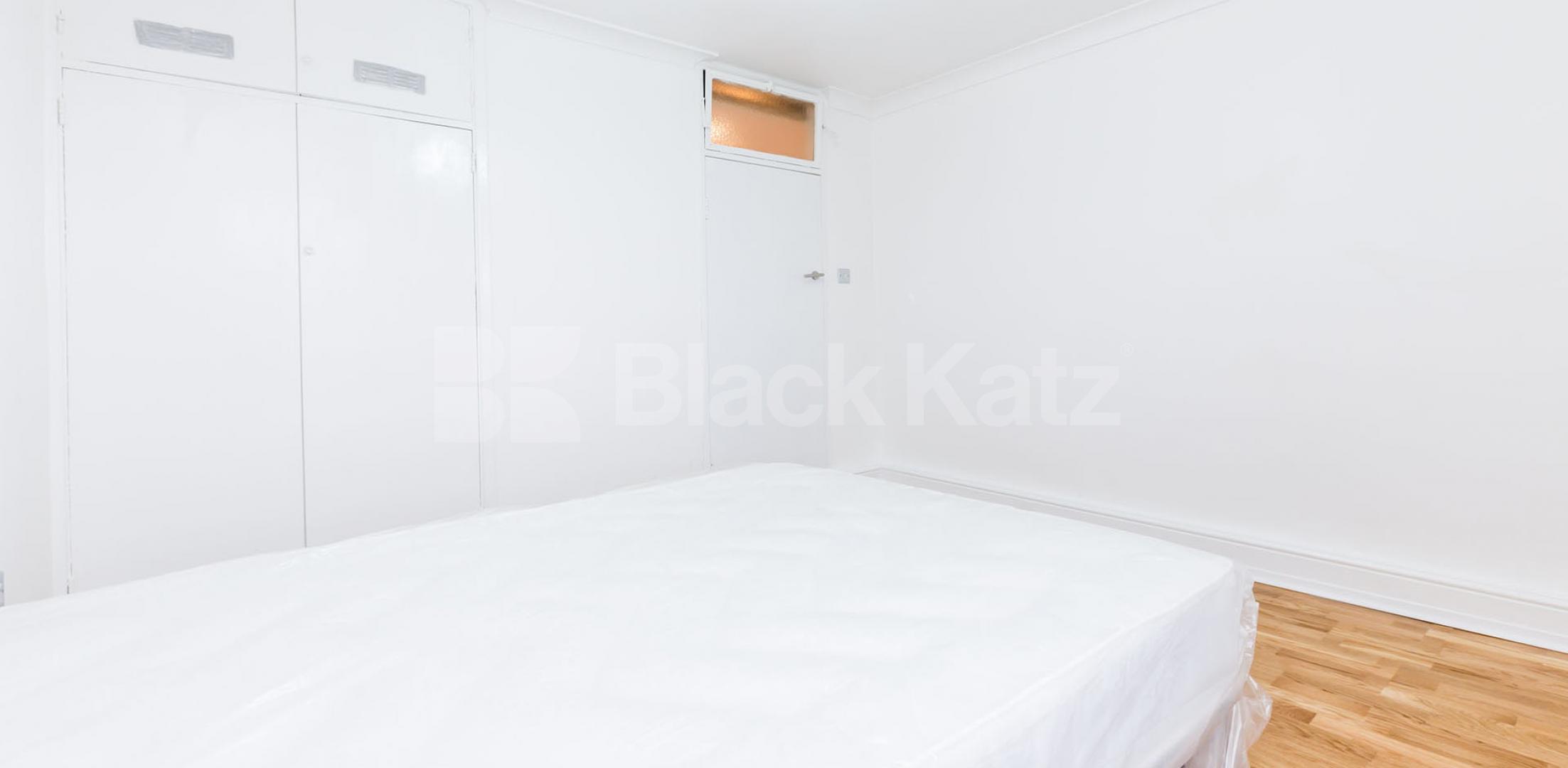 			NEW INSTRUCTION!, 2 Bedroom, 1 bath, 1 reception Flat			 Bennett Crt Axminster Road, HOLLOWAY